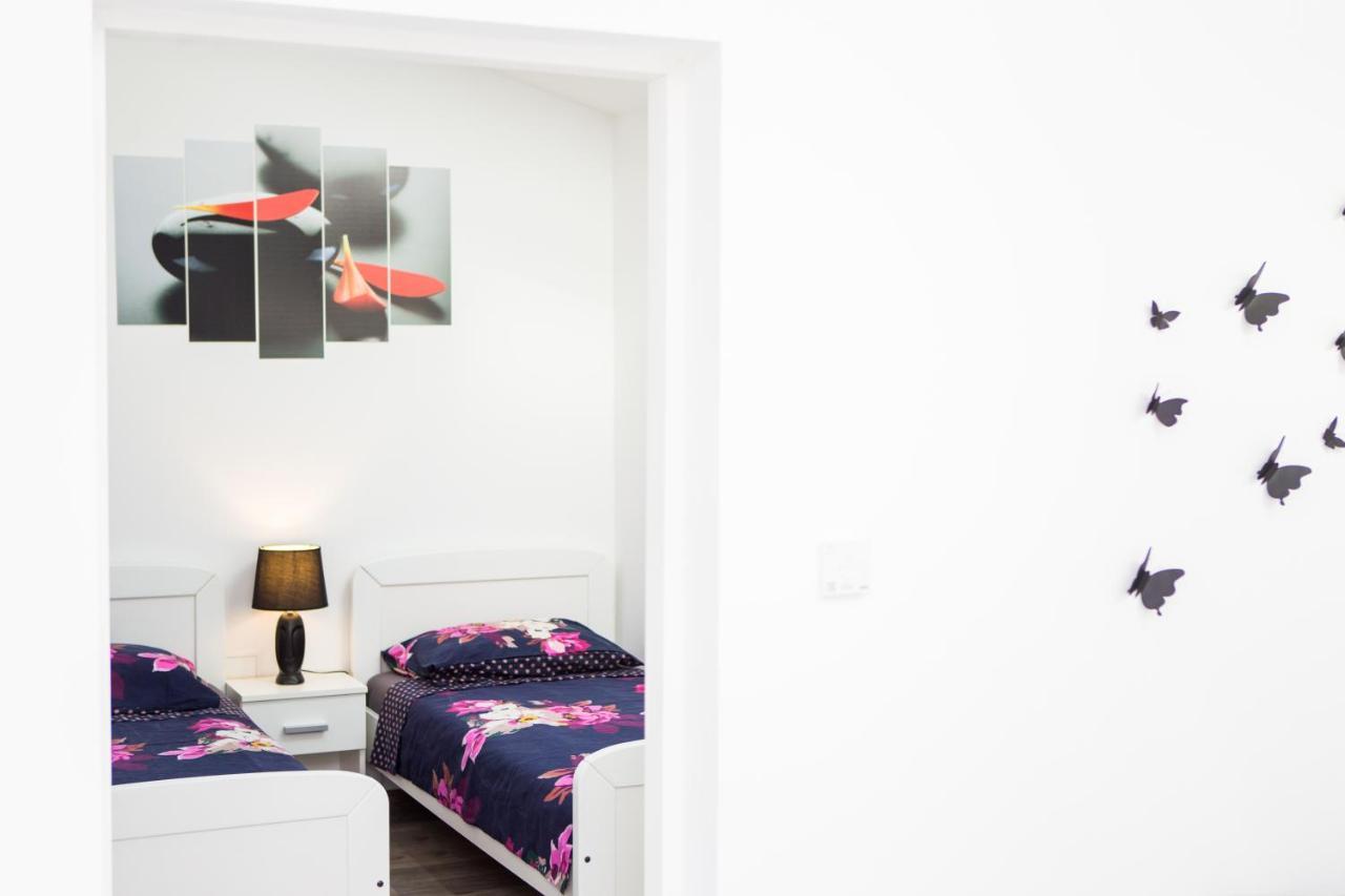 App Sara Apartment Kanfanar Ngoại thất bức ảnh