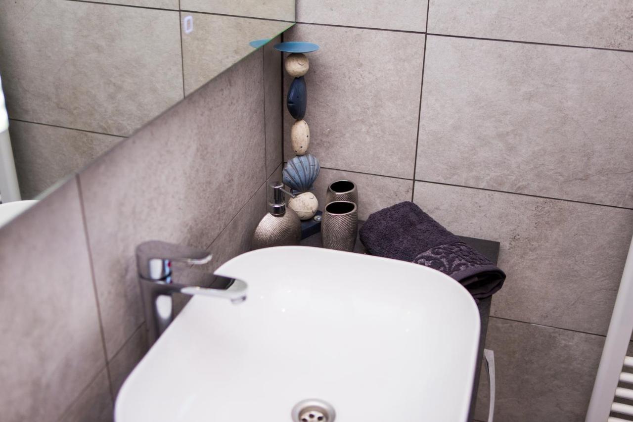 App Sara Apartment Kanfanar Ngoại thất bức ảnh